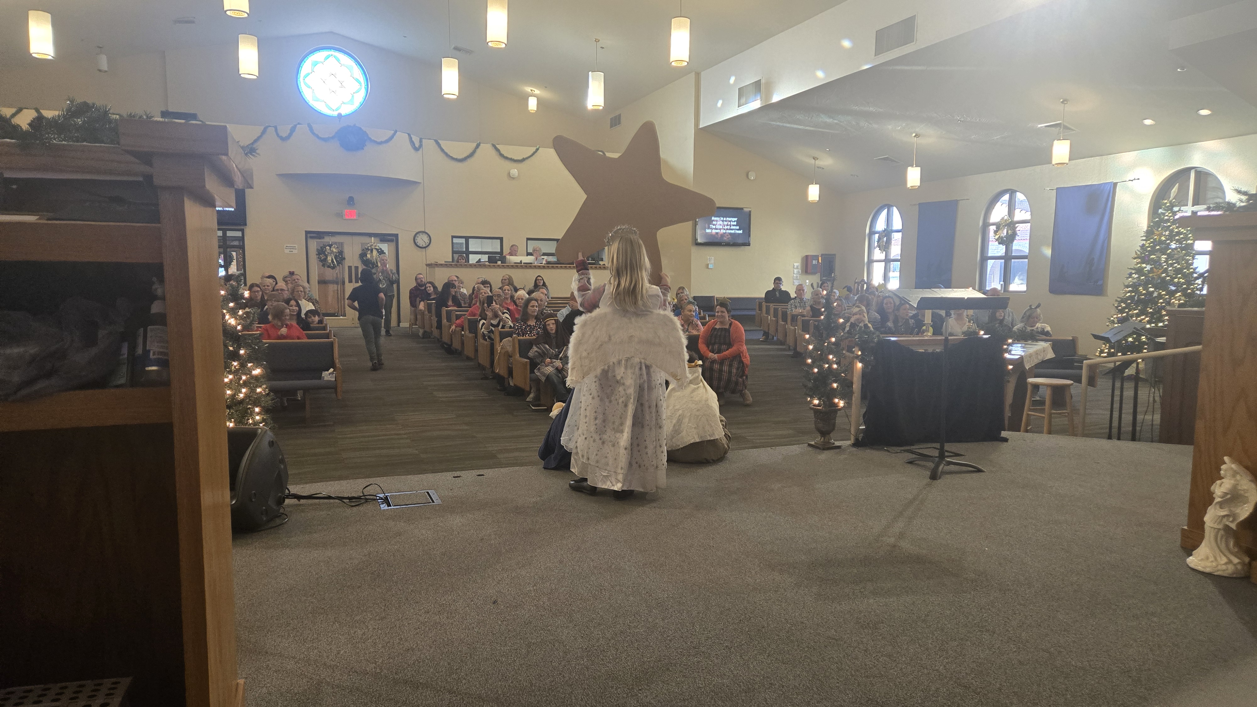 Christmas Eve kids pick up pageant and glow sticks event image